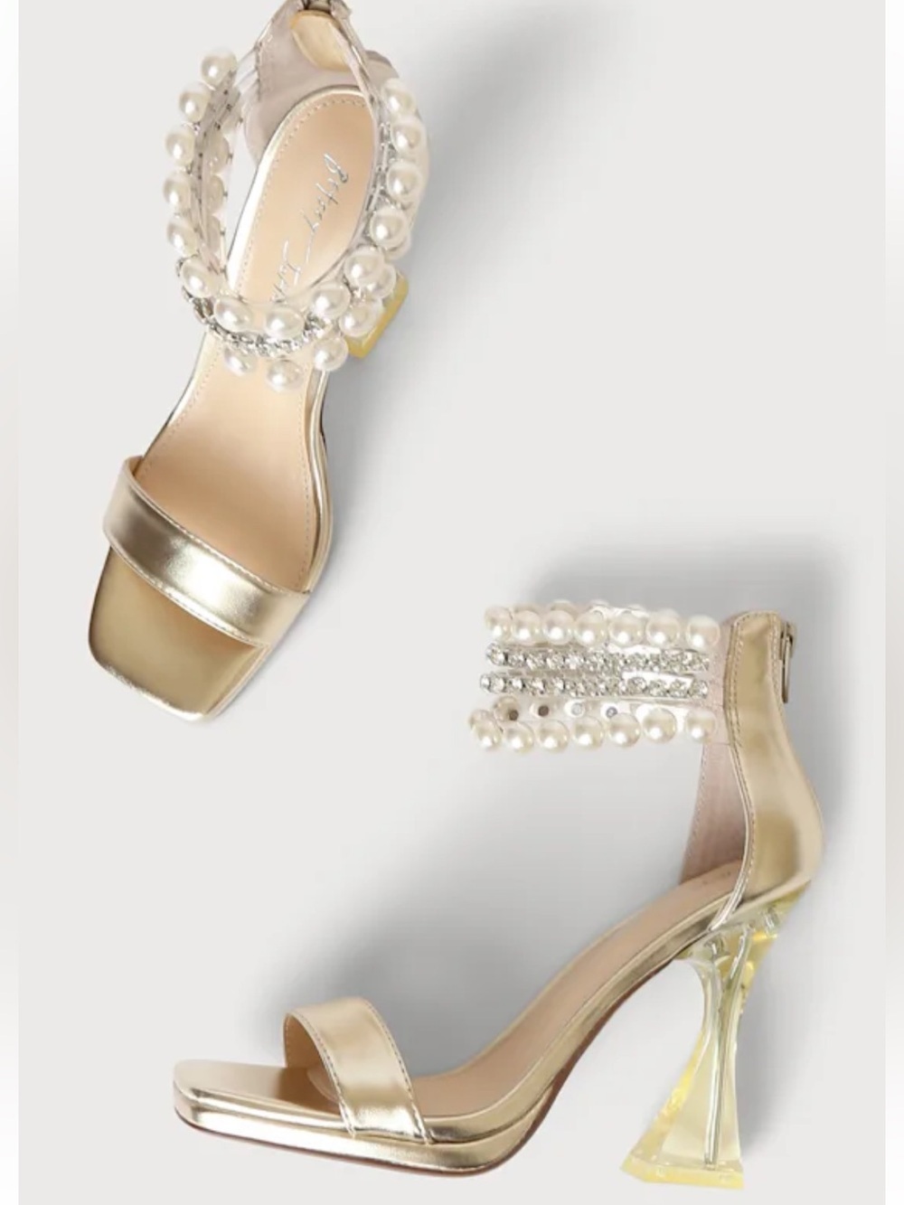 🌻NEW W/BOX Betsey Johnson Rider Sandal Clear Lucite Flared Heel Open Toe sz 10